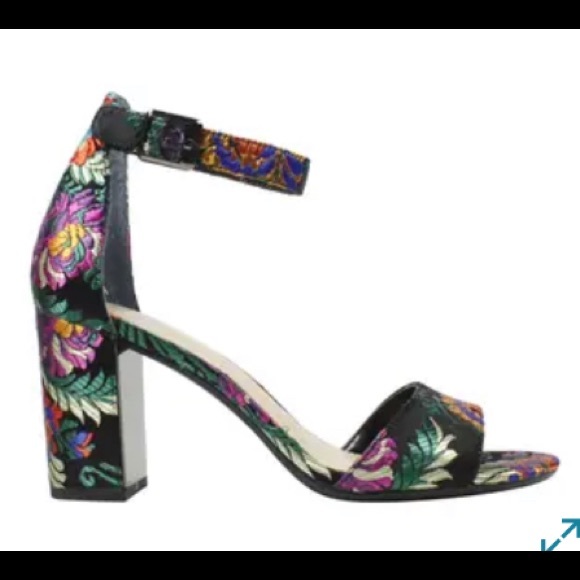 J.Renee Shoes - J.Renne Sandals Ankle Strap block Wedge Boho Asian